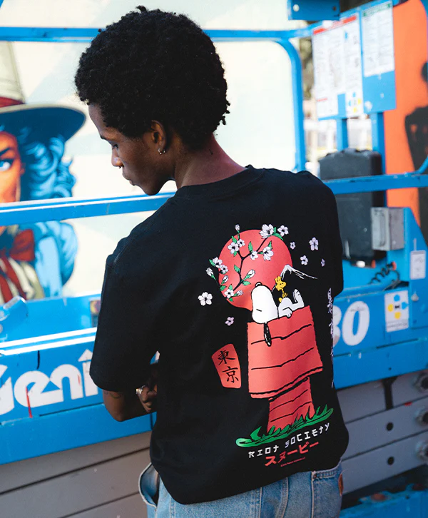 Riot Society Peanuts Pagoda T-Shirt - Image 3